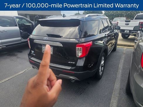 Used 2021 Ford Explorer Limited AWD/4WD image 4