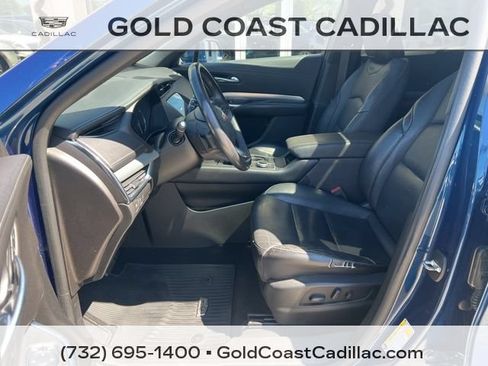 Used 2019 Cadillac XT4 Premium Luxury w/ Cold Weather Package FWD image 16