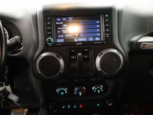 Used 2017 Jeep Wrangler Sport S w/ Quick Order Package 24S image 10