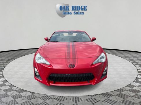 Used 2015 Scion FR-S RWD image 2