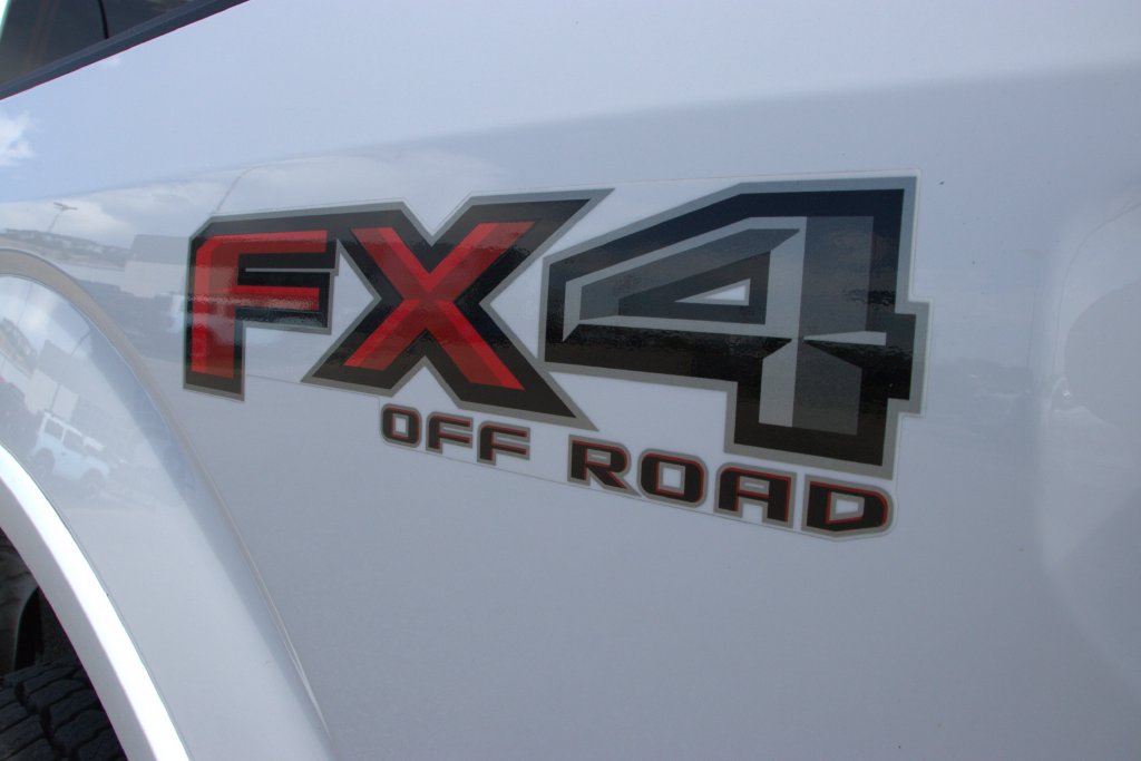 Used 2019 Ford F150 Lariat w/ Equipment Group 502A Luxury AWD/4WD image 36