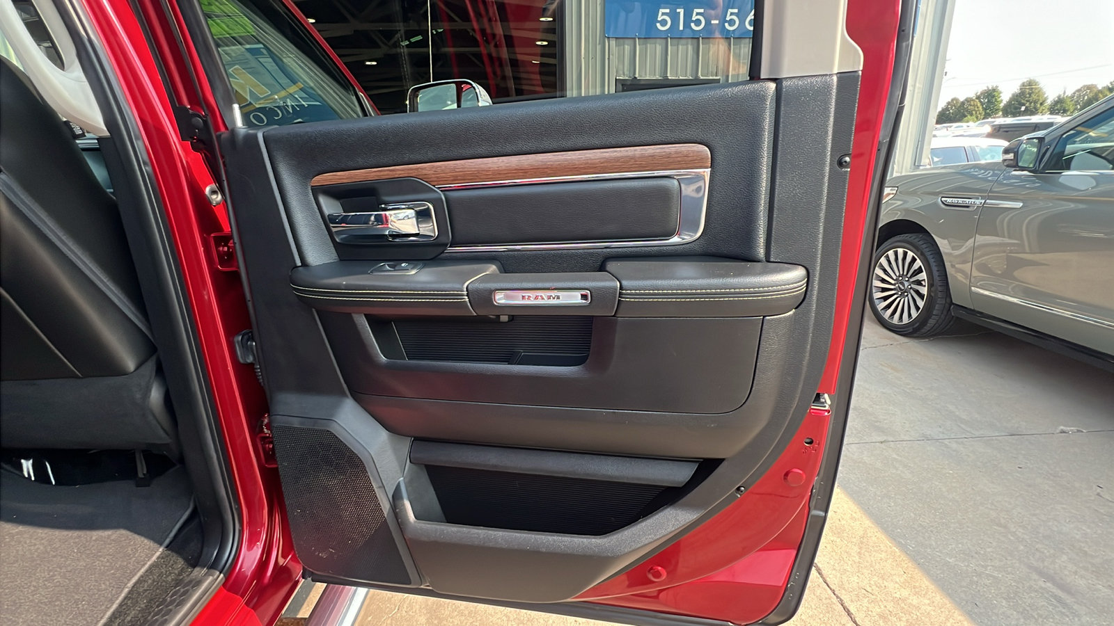 Used 2013 RAM 2500 Laramie w/ HD Snow Plow Prep Group AWD/4WD image 16