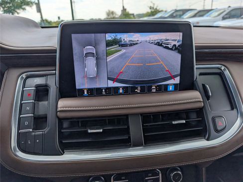 Used 2021 Chevrolet Tahoe High Country AWD/4WD image 33