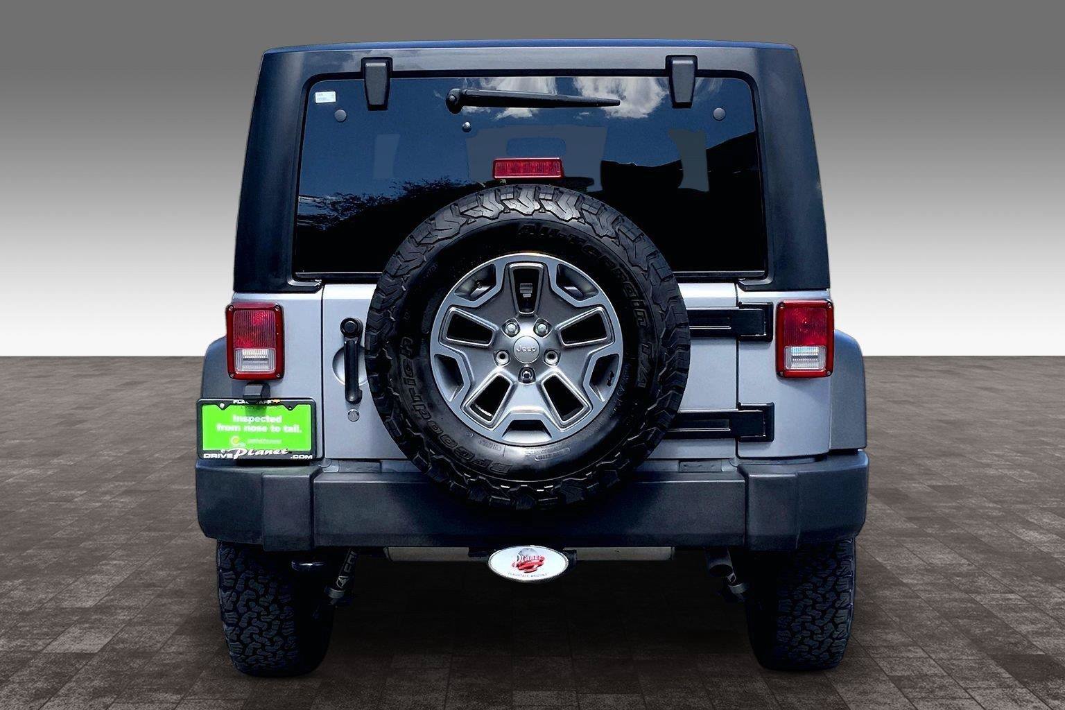 Certified 2016 Jeep Wrangler Rubicon w/ Power Convenience Group AWD/4WD image 4