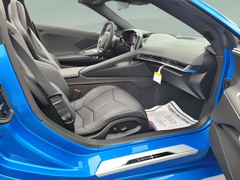 New 2026 Chevrolet Corvette Stingray Convertible w/ 1LT image 16