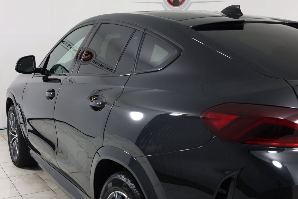 Used 2022 BMW X6 M50i w/ Executive Package AWD/4WD image 48