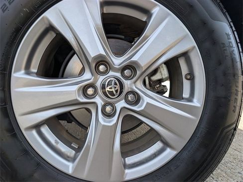 Used 2024 Toyota RAV4 XLE image 7