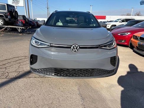 Used 2024 Volkswagen ID.4 Pro S RWD image 2