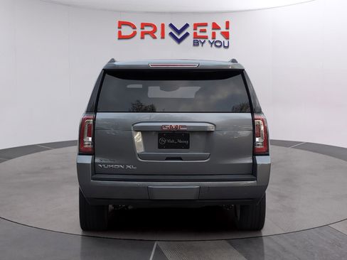 Used 2019 GMC Yukon XL SLT w/ Open Road Package image 4