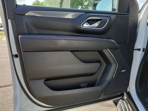 Used 2023 Chevrolet Tahoe RST w/ Luxury Package AWD/4WD image 8