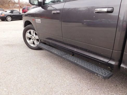 Used 2017 RAM 1500 Big Horn image 11