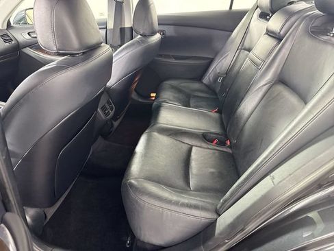 Used 2011 Lexus ES 350 FWD image 23