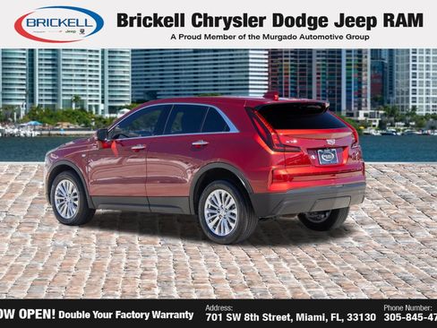Used 2024 Cadillac XT4 Luxury FWD image 7