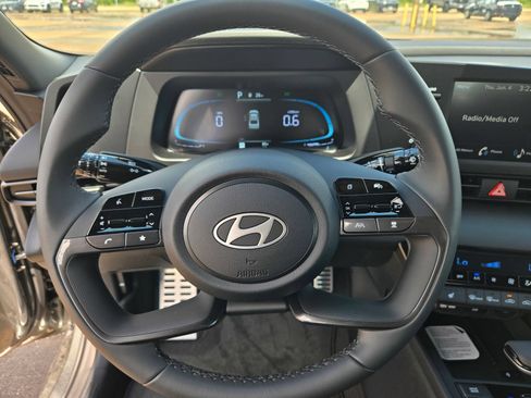 New 2026 Hyundai Elantra SEL Sport Premium FWD image 10