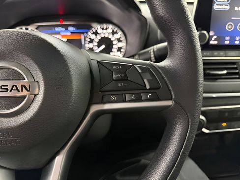 Used 2022 Nissan Altima 2.5 SV image 21