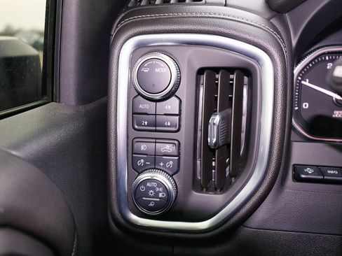 Used 2020 GMC Sierra 3500 Denali w/ Denali Ultimate Package image 26