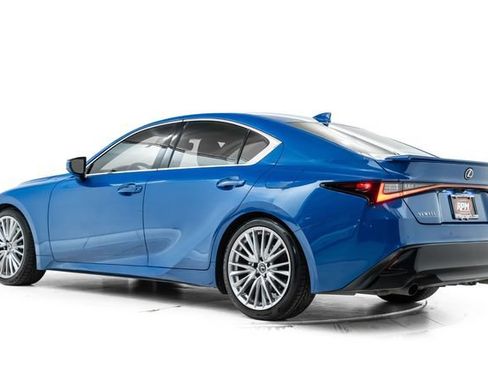 Used 2022 Lexus IS 300 w/ Premium Package RWD image 8