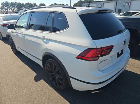 Used 2021 Volkswagen Tiguan SE R-Line FWD image 4