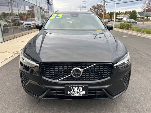 Certified 2025 Volvo XC60 B5 Plus image 7
