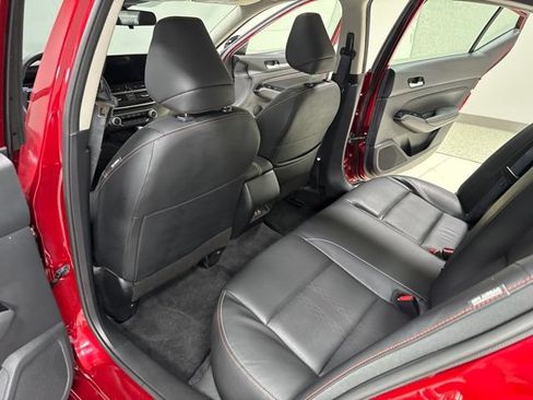 Used 2023 Nissan Altima 2.5 SR w/ SR Premium Package FWD image 15