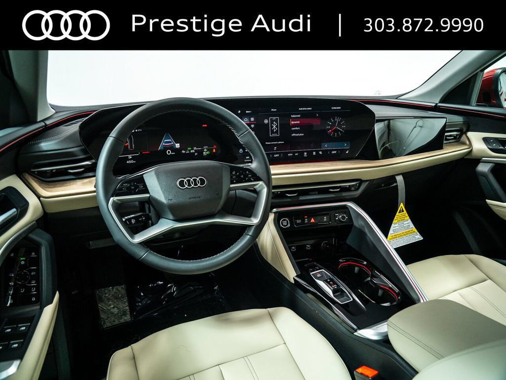 Used 2025 Audi Q5 Premium w/ Convenience Package AWD/4WD image 5