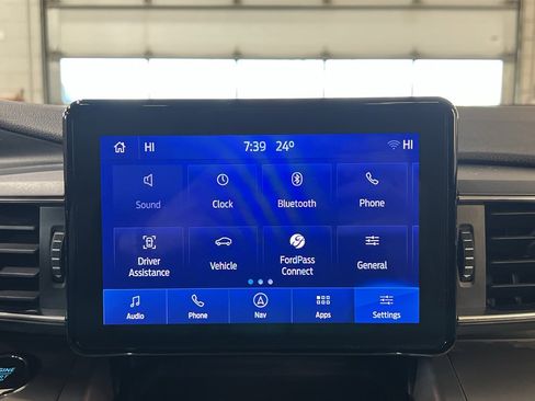 Used 2022 Ford Explorer XLT w/ Equipment Group 202A image 25