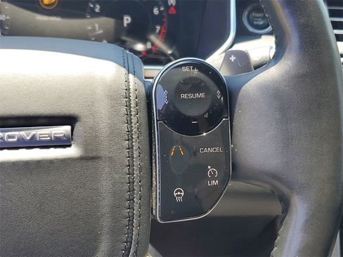 Used 2020 Land Rover Range Rover HSE image 26