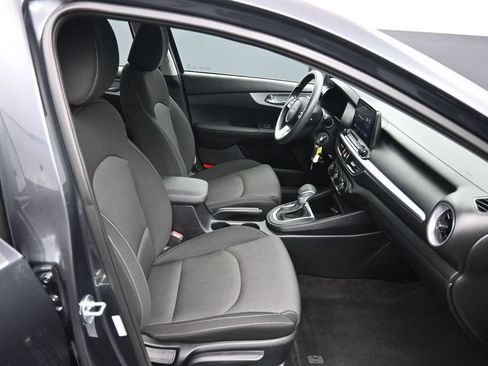 Certified 2024 Kia Forte LXS FWD image 23