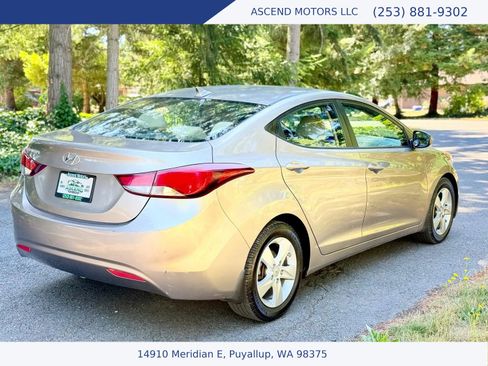 Used 2013 Hyundai Elantra GLS w/ Preferred Pkg FWD image 5