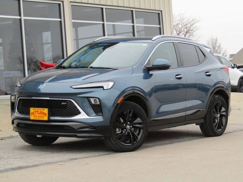 Used 2024 Buick Encore GX Sport Touring w/ Comfort Package image 12