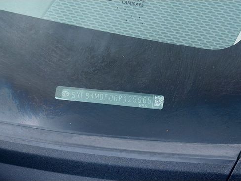 Used 2024 Toyota Corolla LE FWD image 36