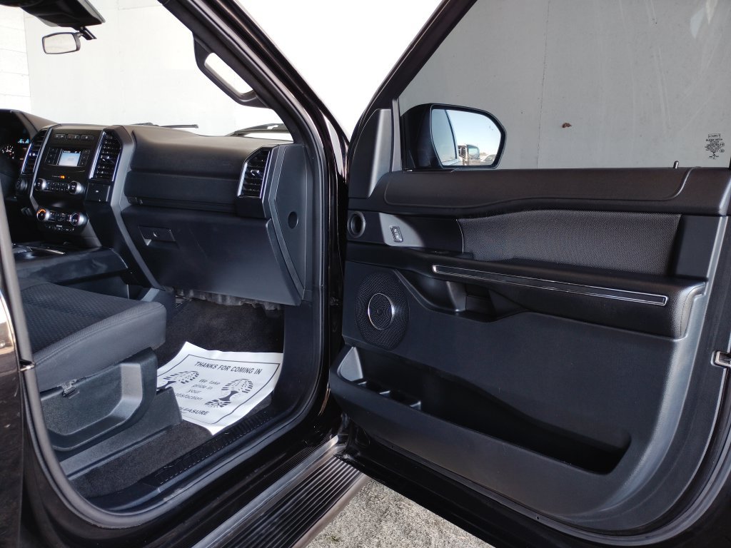 Used 2020 Ford Expedition XL AWD/4WD image 10