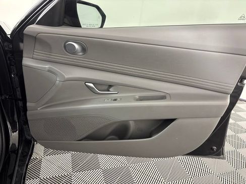 Used 2024 Hyundai Elantra SEL w/ Convenience Package FWD image 27