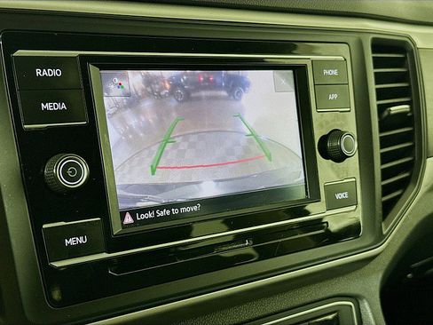 Used 2023 Volkswagen Atlas SE image 15