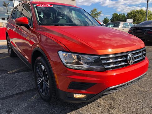 Used 2019 Volkswagen Tiguan SEL image 14