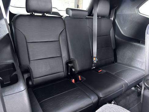 Used 2025 Buick Enclave Sport Touring w/ Power Package image 64