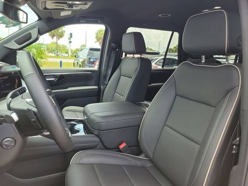 Certified 2025 Chevrolet Tahoe Premier AWD/4WD image 23