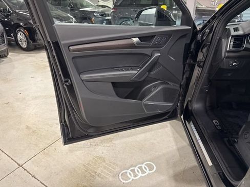 Used 2023 Audi Q5 2.0T Premium Plus AWD/4WD image 36