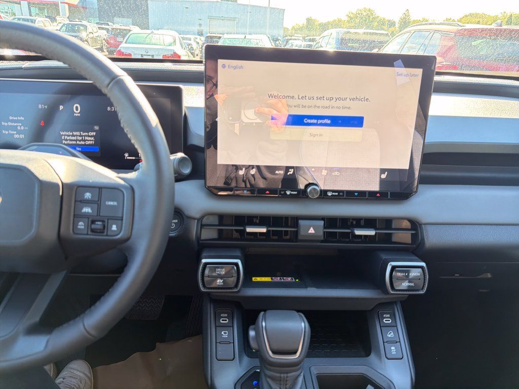 Used 2026 Toyota RAV4 XSE AWD/4WD image 13
