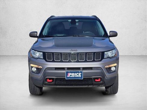 Used 2019 Jeep Compass Trailhawk AWD/4WD image 2