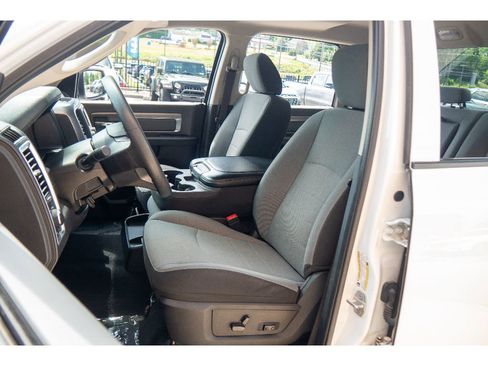 Used 2023 RAM 1500 Classic SLT w/ Protection Group AWD/4WD image 10