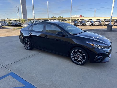 Used 2023 Kia Forte GT image 12