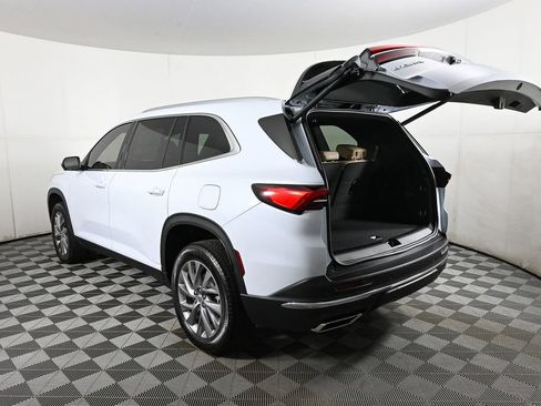 New 2026 Buick Enclave Preferred w/ Power Package image 32