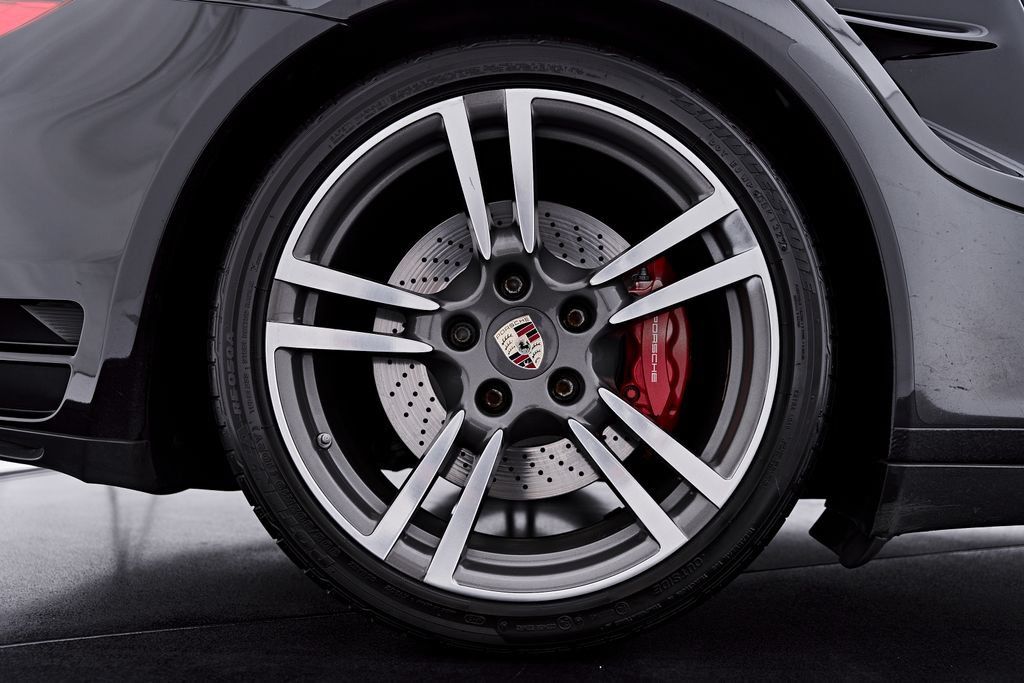 Used 2010 Porsche 911 Turbo AWD/4WD image 36