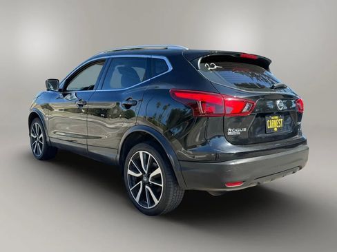 Used 2018 Nissan Rogue Sport SL w/ SL Premium Package AWD/4WD image 8
