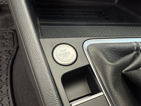 New 2026 Volkswagen Jetta SE image 20