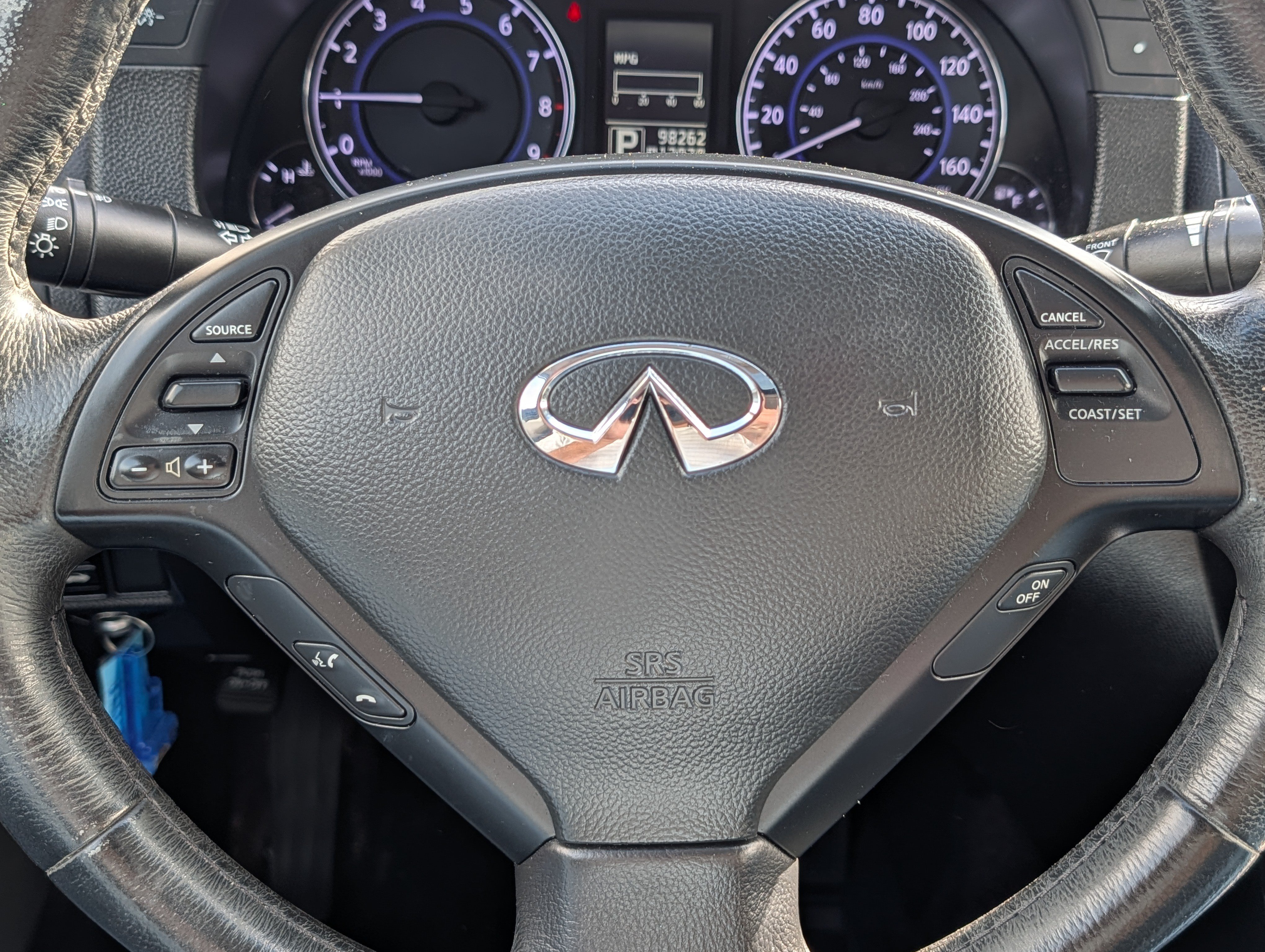 Used 2011 INFINITI G25 x w/ Moonroof Pkg AWD/4WD image 24