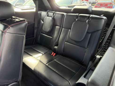 Used 2025 Ford Explorer ST-Line RWD image 24