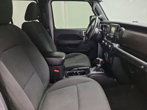 Used 2018 Jeep Wrangler Unlimited Sport S AWD/4WD image 21