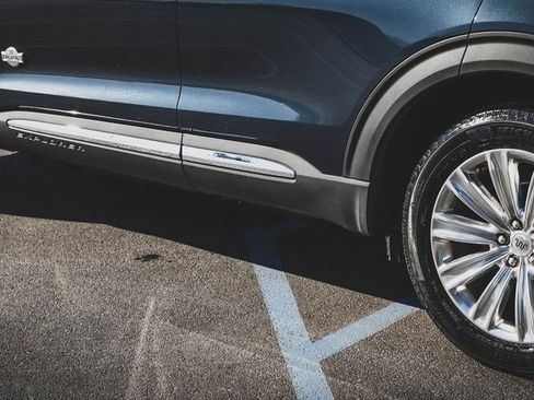 Used 2022 Ford Explorer King Ranch w/ Class IV Trailer Tow Package image 28